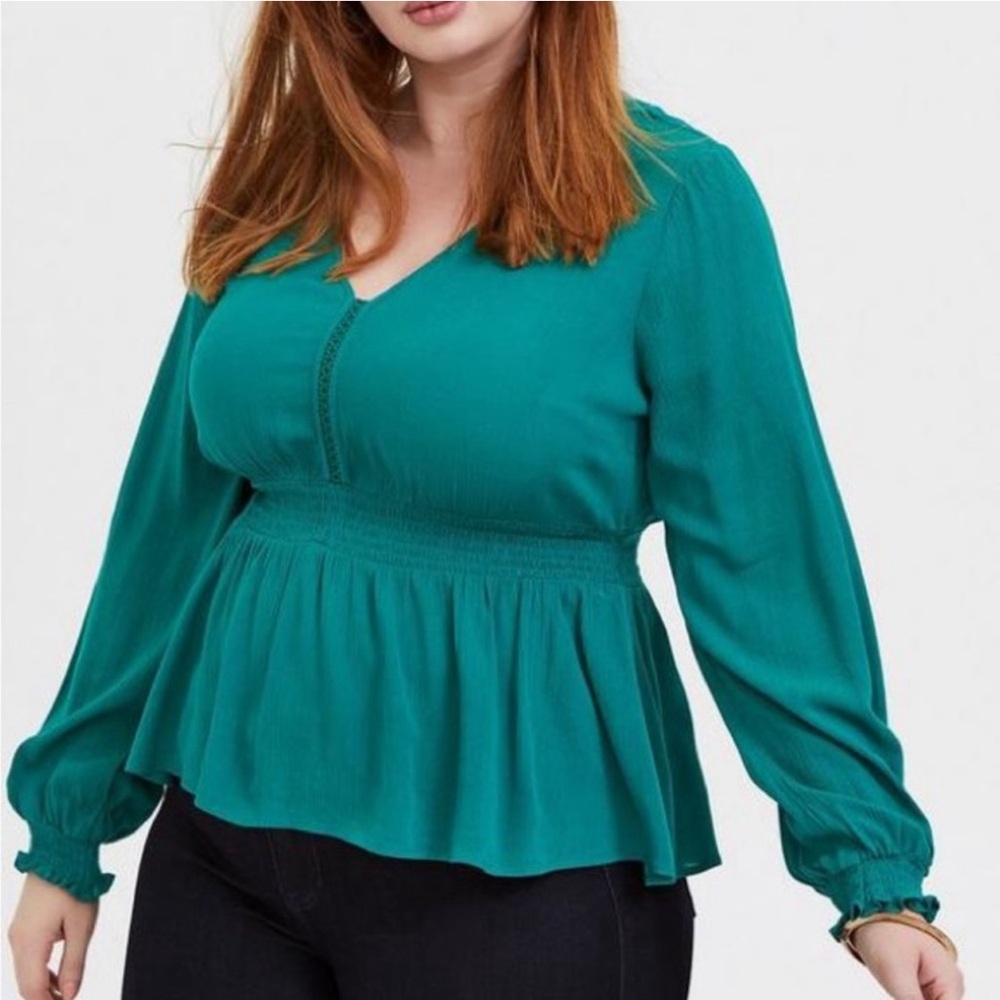 Torrid Size 3 Emerald Green Blouse